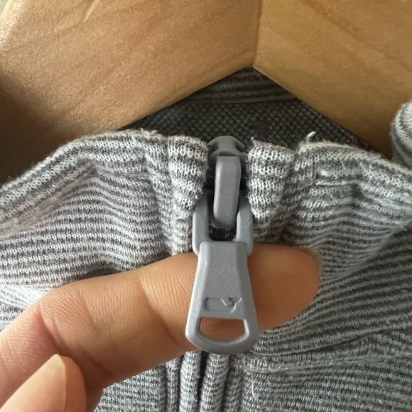 Vineyard Vines Quarter-Zip - Picture 8 of 10